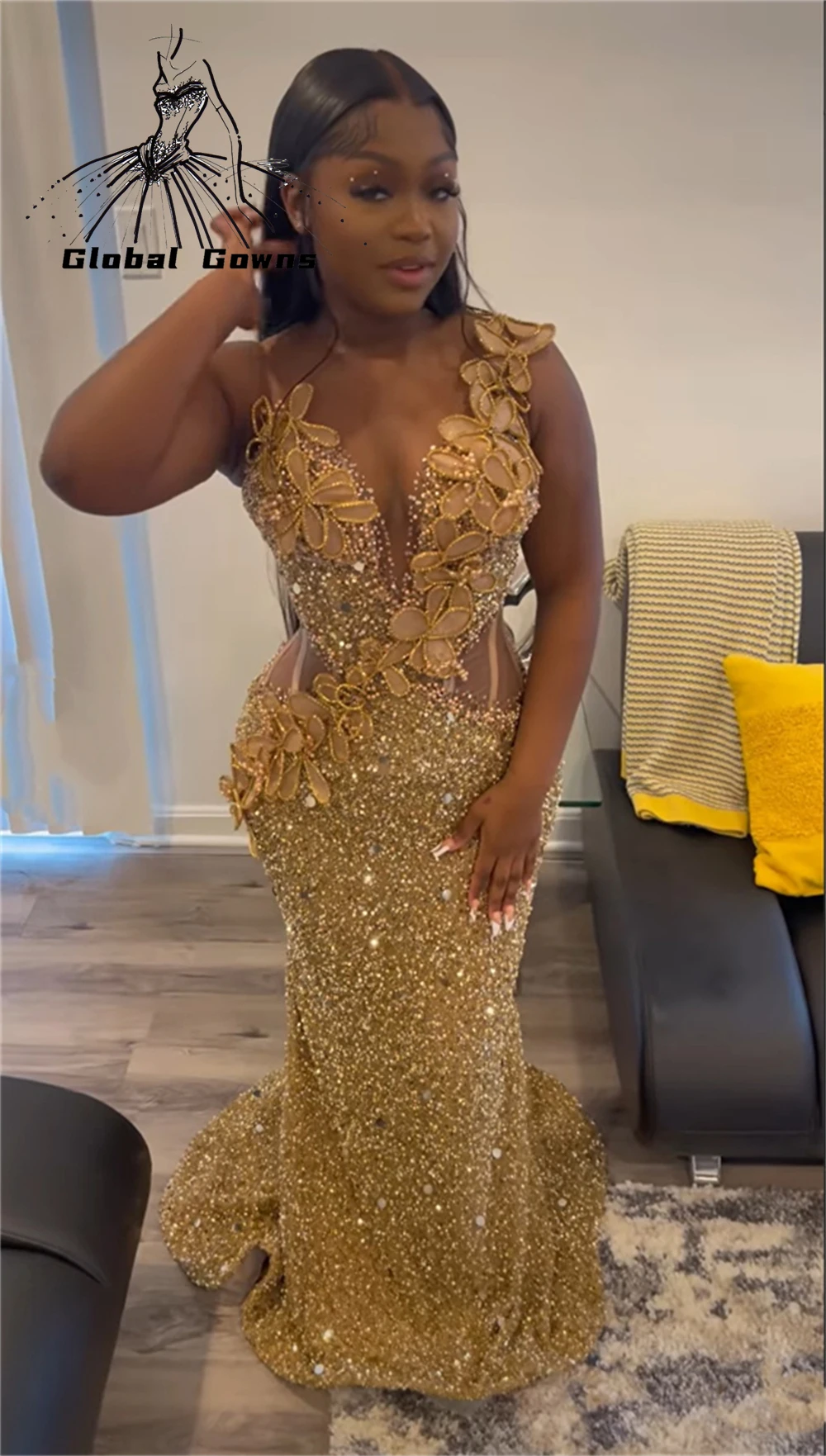 

Sparkly Gold Prom Dress Beading Crystals Rhinestones Sequins Gown Birthday Party Diamonds Wedding Reception Customized Evening