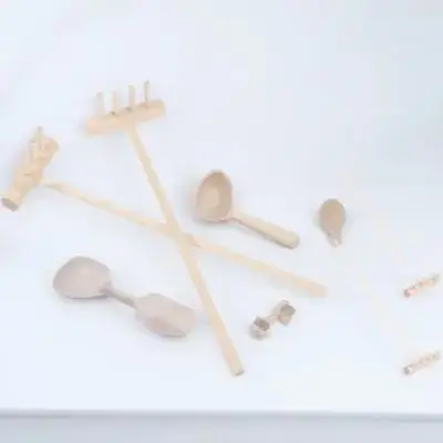 12 szt. Mini Grabie Bambusowe do Ogrodu Zen, Narzędzia do Piasku, Dekoracja Domu, Gładkie i Kompaktowe Akcesoria Ogrodnicze do Aranżacji Krajobrazu