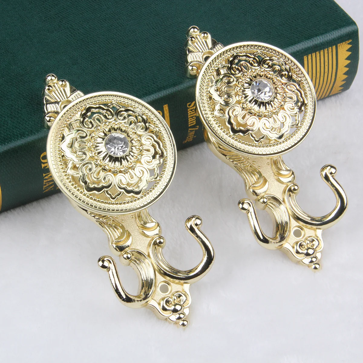 

Curtain Hooks Bright Golden 16X4Cm Zinc Magnesium Alloy Vintage Curtain Tieback Rose Style Holdbacks Wall Mount For Living