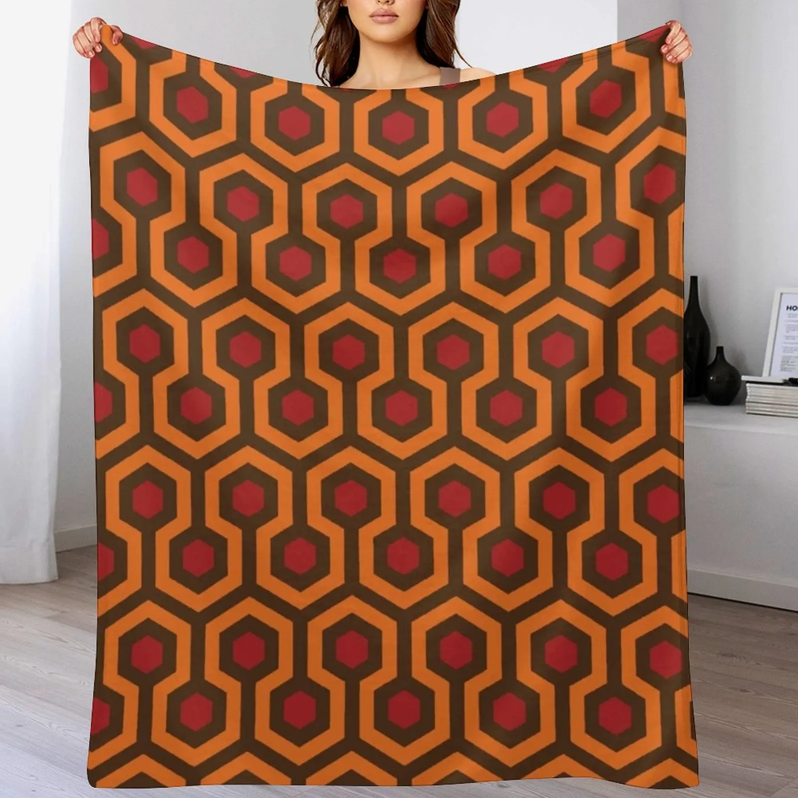 A Shining Carpet Pattern Throw Blanket Machine Washable Soft Warm Blanket