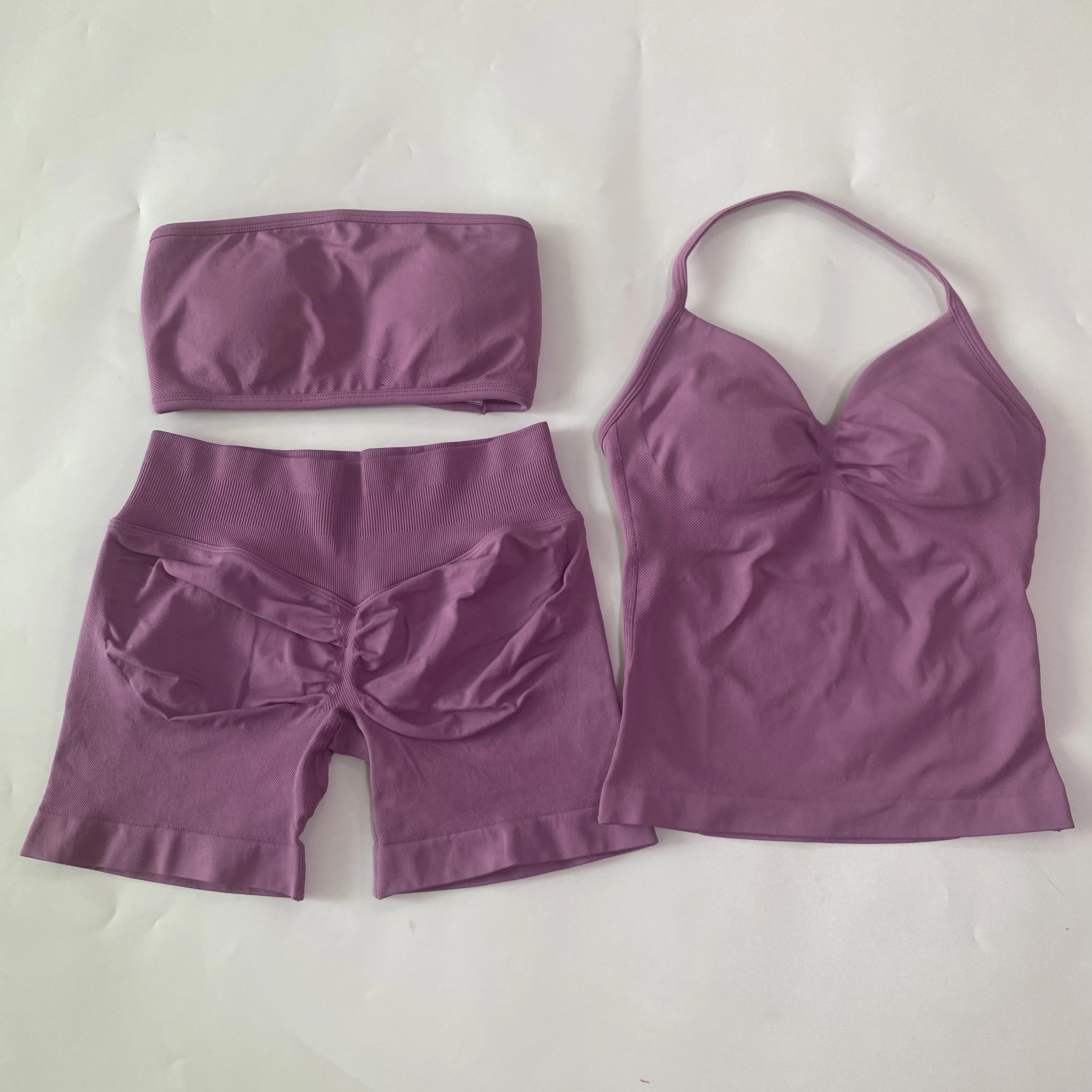 3-teiliges Yoga-Set für Damen, rückenfreier Bandeau-Sport-BH + langes Top mit Trägern + Scrunch-Shorts, Sportbekleidung, Outfit-Sets, Gym-Set – Detail 23