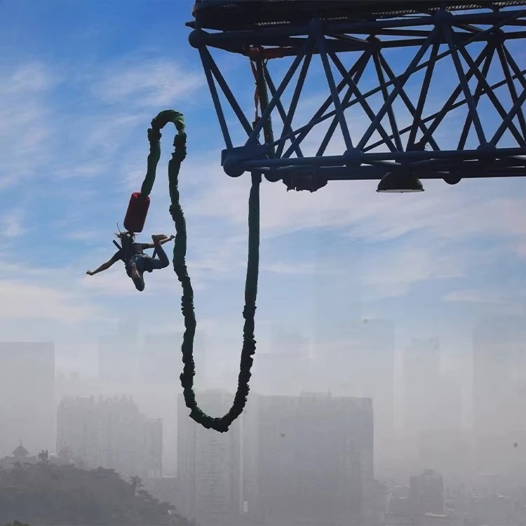 Large scenic amusement facilities Adult high-altitude extreme sports bungee jumping equipment