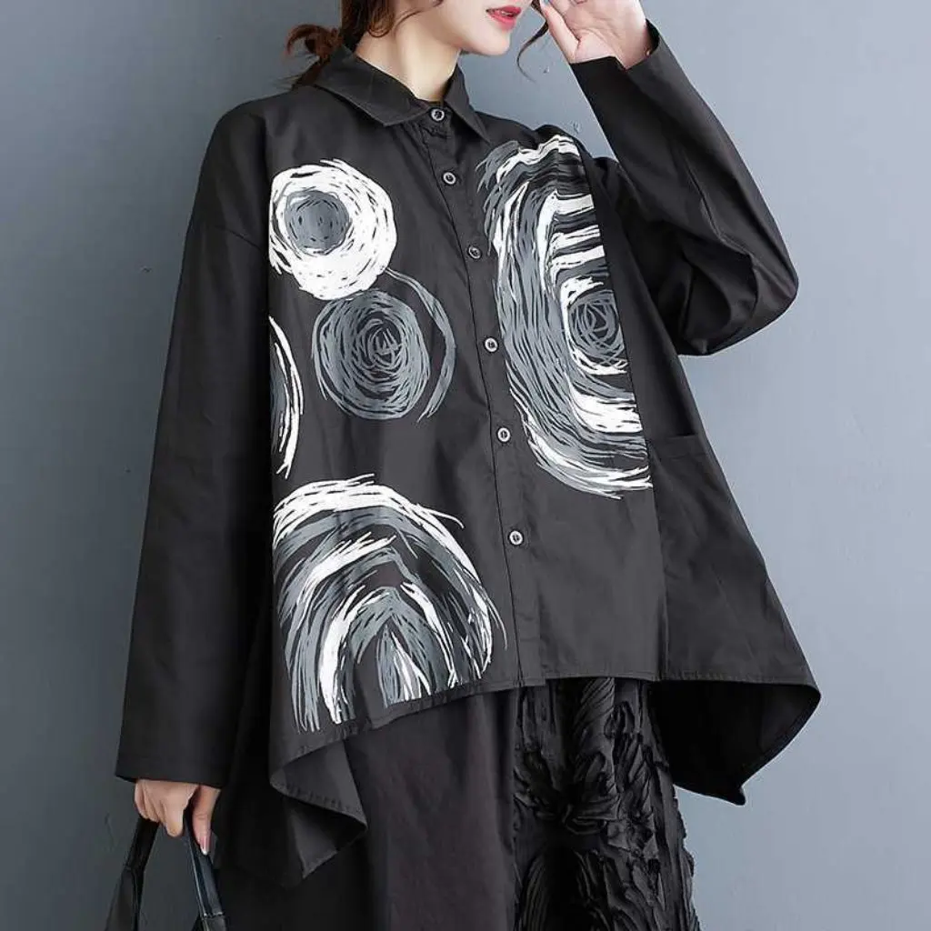Camisa informal holgada de estilo coreano de talla grande para mujer, diseño de costura de manga corta, nueva moda de otoño para mujer de talla grande