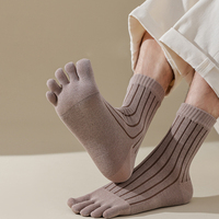 5 Pairs Man Business Five Finger Socks Cotton Mid-tube Vertical Striped Solid Color Sweat-absorbing Casual Toe Socks 4 Seasons