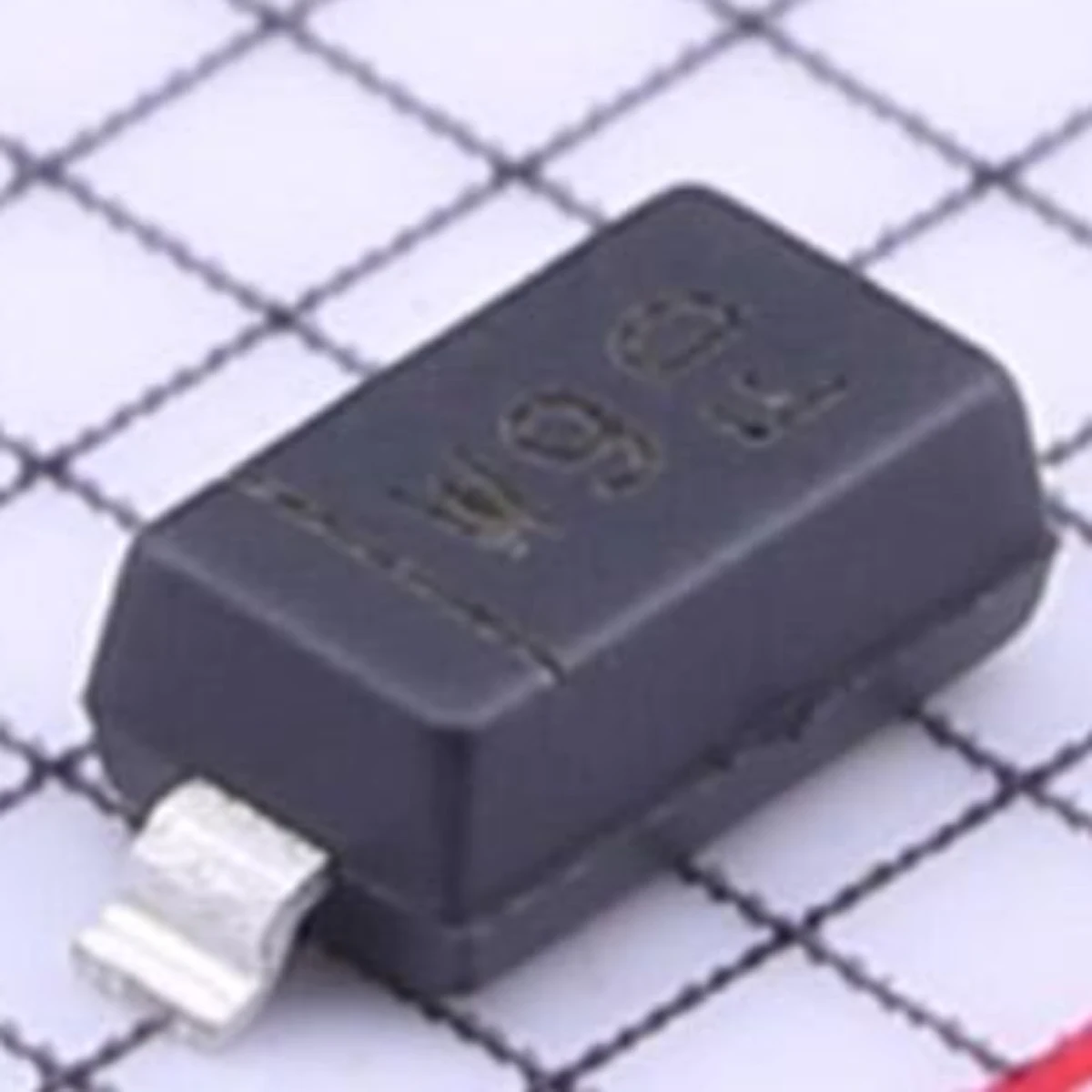 10-100PCS. Origina。SURFACE MOUNT ZENER DIODE。500mW Power Dissipation，±7%，5.6V， SOD-123：BZT52C5V6-7-f。Marking Codes：W9