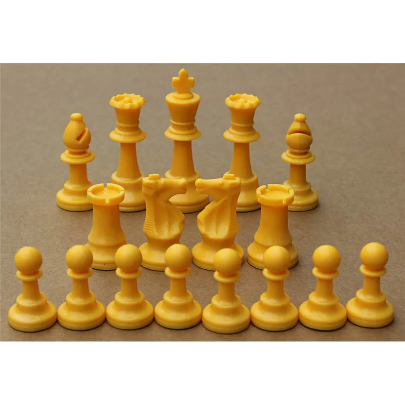 Colorful Plastic Chess Pieces 17Pcs Chess Half Set King Height 97 mm Chess Game Standard Medieval Chessmen for Travel Games I201