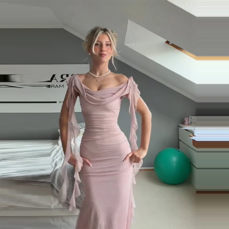 Elegantes, zartes, figurbetontes Kleid mit Rüschensaum, stilvolles, tailliertes Maxikleid mit Rundhalsausschnitt, neues, gut aussehendes Party- und Ballkleid für Damen