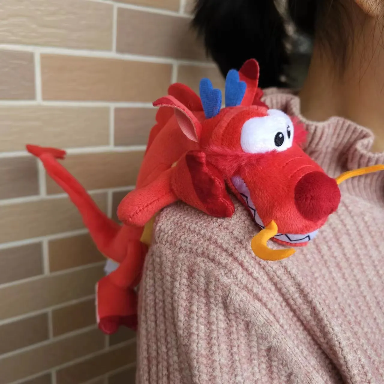 

Disney Mulan Mushu Dragon Doll Shoulder Magnetic Pal Plush Toy