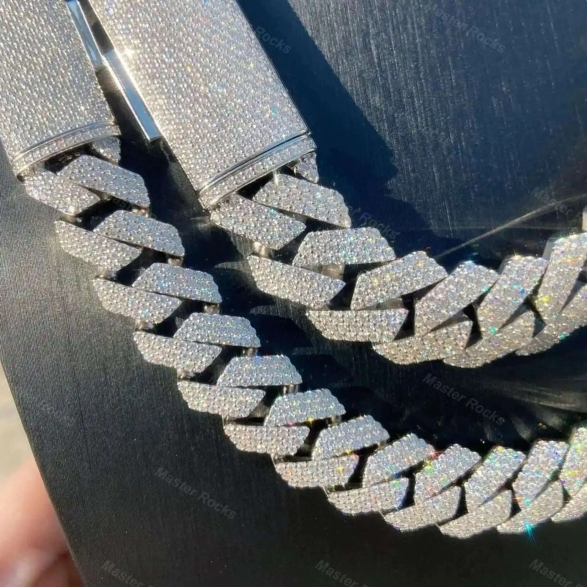 

Moissanite Hip Hop Jewelry 15MM Hip Hop Bling Iced Out Vvs Diamond Moissanite Cuban Link Chain