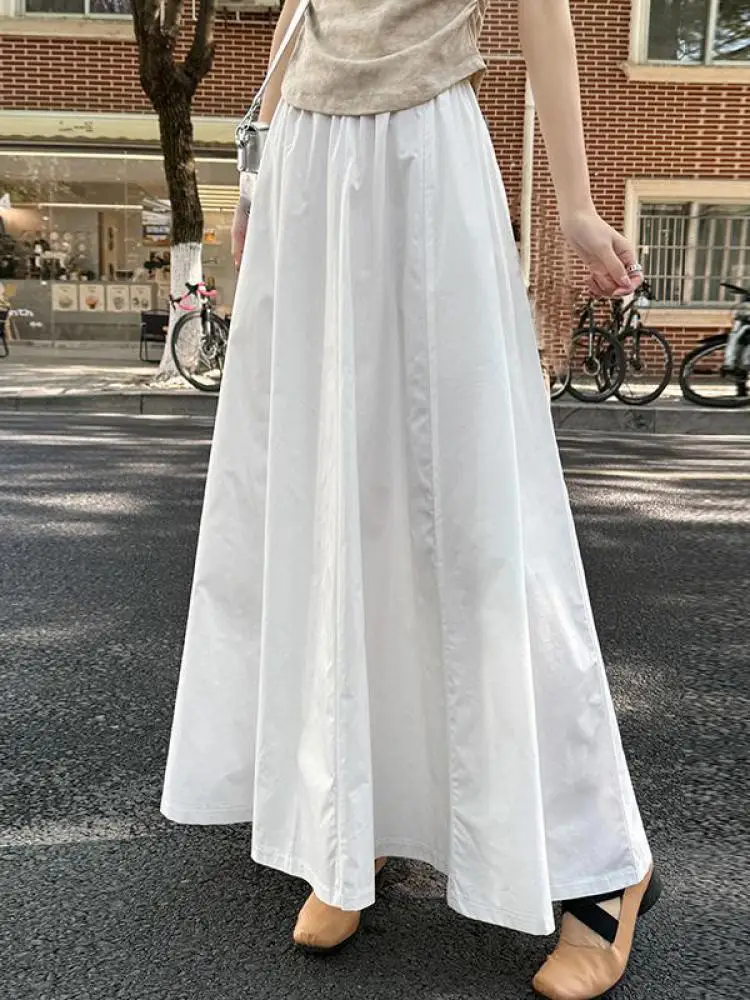 Jupe longue surdimensionnée pour femmes, noire et blanche, élégante, mode française, marron, taille haute, demi-jupe plissée, populaire, printemps été