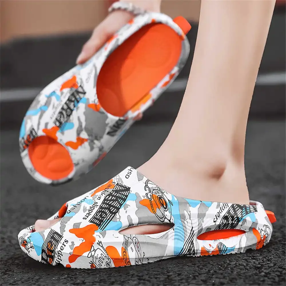 Dress Up Slip-resistant Ablutions Rubber Sandals Men Shoes Brand Slippers Sneakers Sport Particular Snaeker Basket Topanky