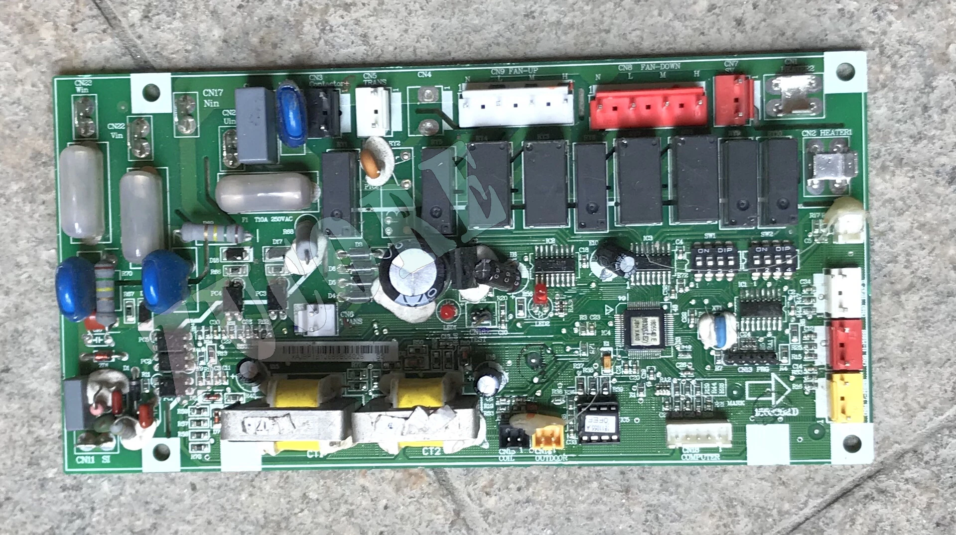 

1556521 Плата управления наружным блоком кондиционера Hisense 1553362 , D HUR-125W/S521