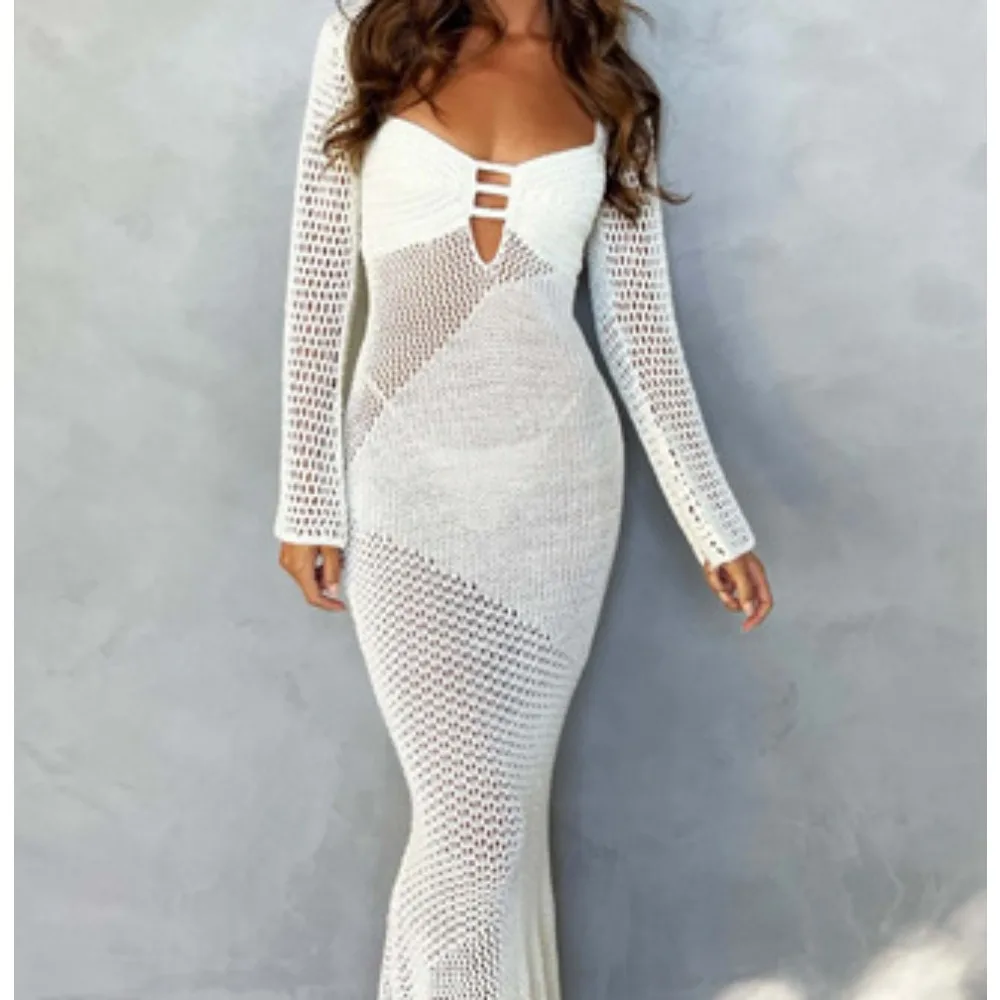 

TW Women's Crochet Dress, Low-Cut Sexy Backless Dress, Hot Women's Long-Sleeve Backless Beach Cover-Up