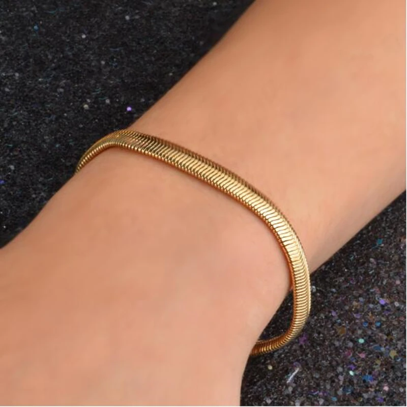 

European and American plated 18K gold fashionable charm K gold snake bone chain jewelry 6M flat snake men's and women's bracelet