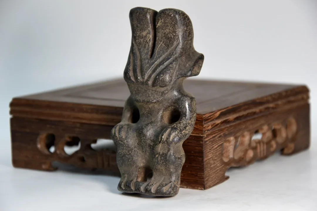 Beautiful Hongshan Culture Meteorite Sun God Ornaments