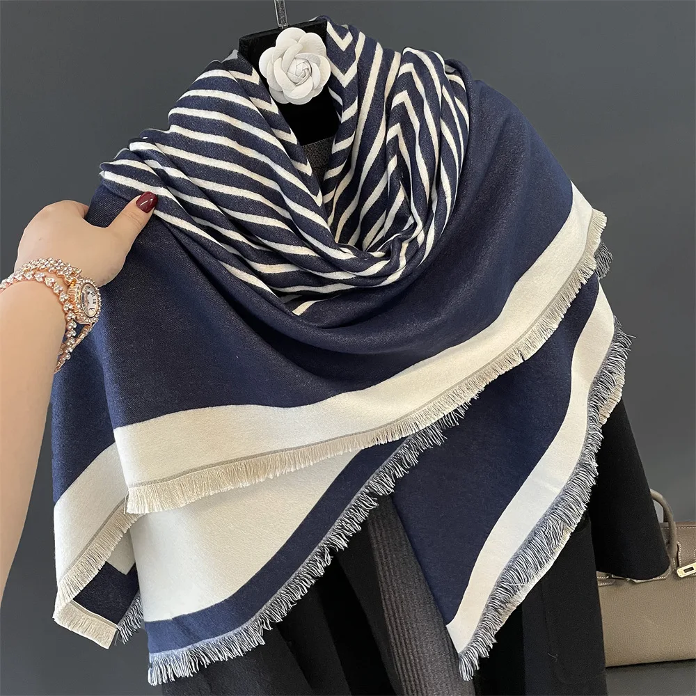 

2023 Winter New Style Imitation Cashmere Tassel Scarf with Reversible Pattern Jacquard Women's Square Warm Shawl Thickened Scarf