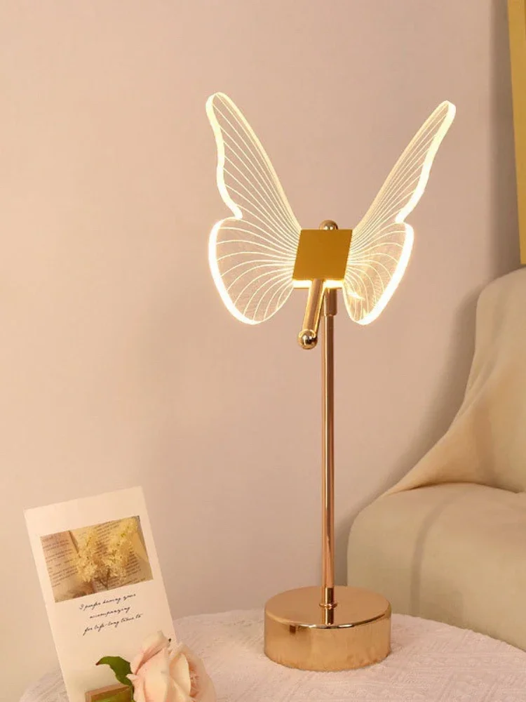 Light Luxury Creative Sunflower Butterfly Desk Lamp ins Wind Bedside Wedding Souvenir Gift Desk Lamp For Bedroom Home Decoration