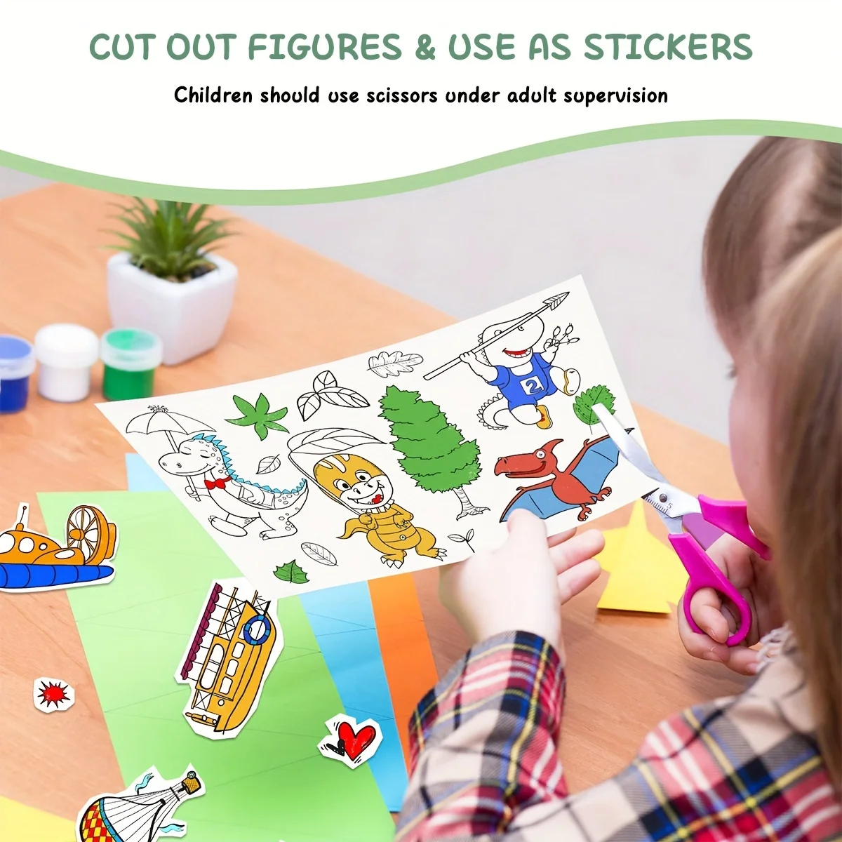 5 Rolls of Children's Cartoon Doodle Drawing Scrolls, Thick and Durable Paper, Compatible with Various Children's Drawing Tools, Can Be Rolled up and Stored after Use to Save Space, Random Themes and Styles, Stimulates Children's Imagination and Improves Concentration