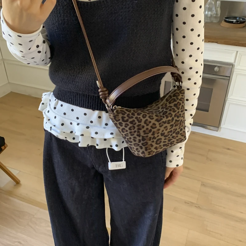 

Elegant Women Leather Luxury Classic Fashion Designer Tote Shoulder Bag Crossbody Handbag For Daily Urban Comfort