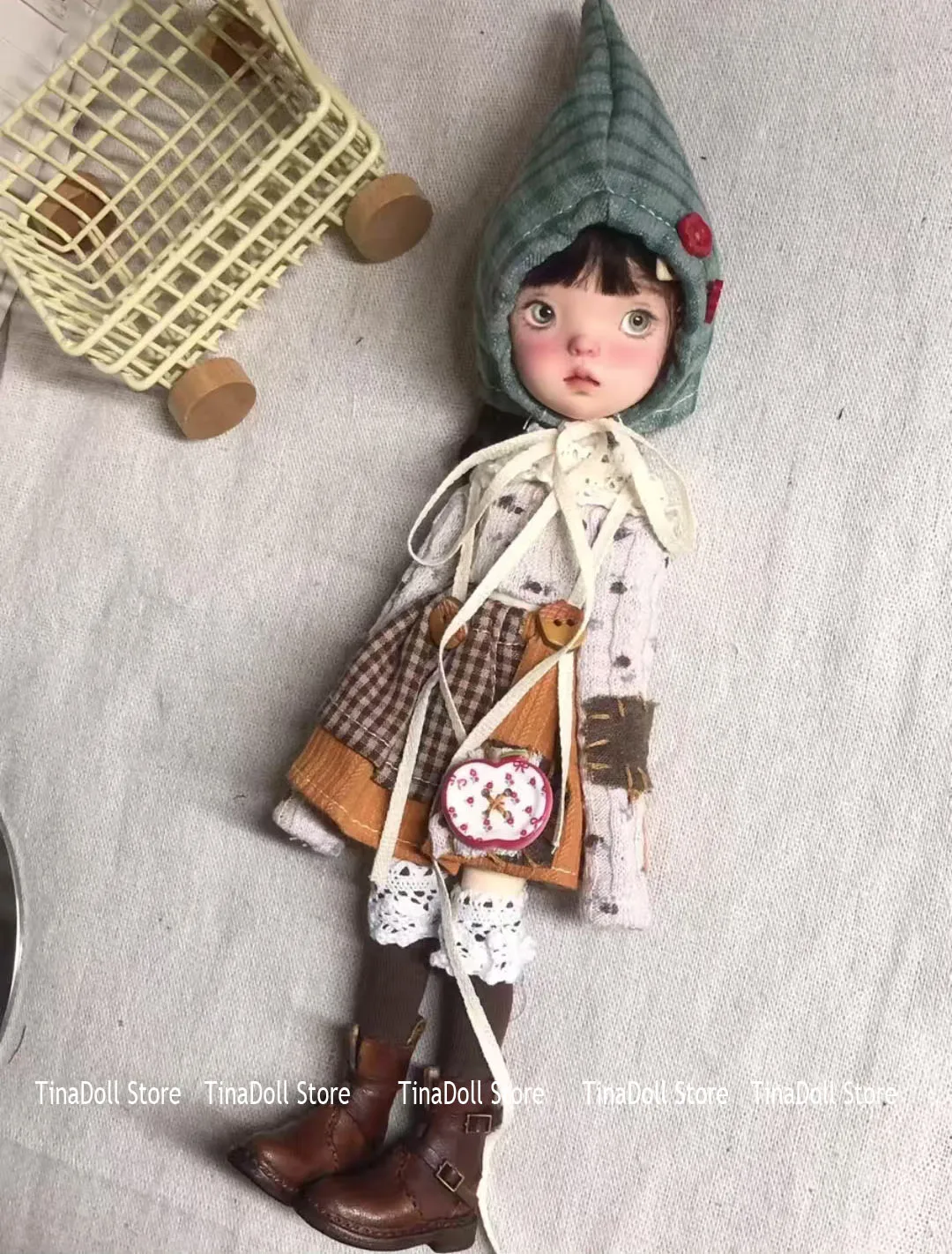 （TinaDoll Store)leisure Landoudou Clothes set(Tops/Shoulder strap half skirt /Sharp hat/Stockings)for Landazz Landoudou/Blythe/o