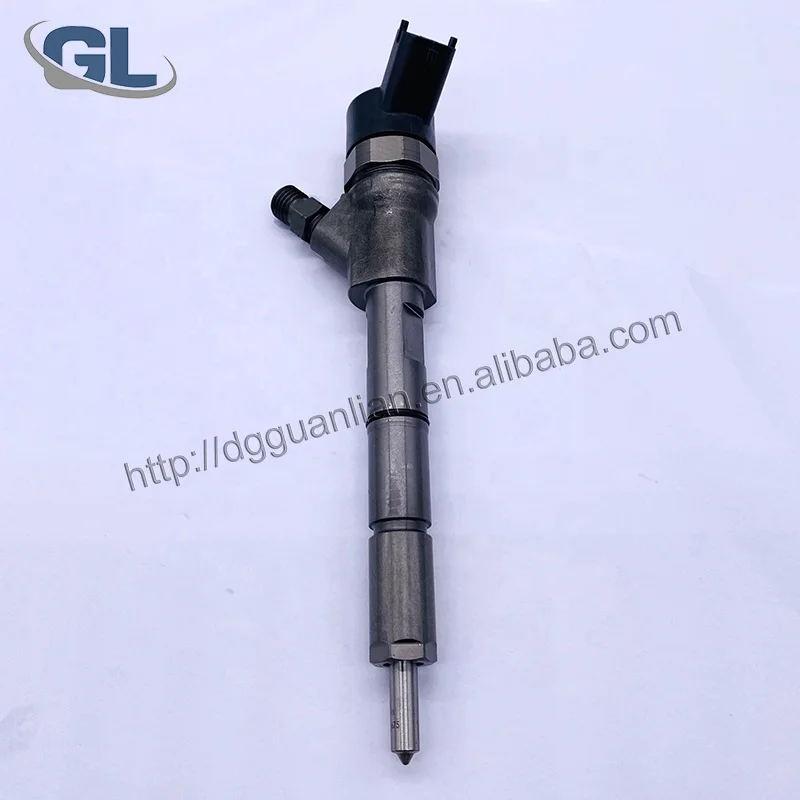 For KOMATSU PC70-8/PC130-8/ PC88MR-8 /WA150-6/D31/D37 6271113100 6271-11-3100 Common Rail Injector 0445110307