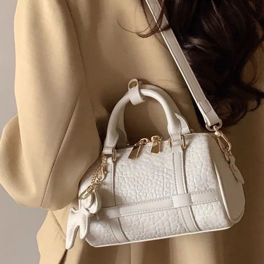 

White Boston Pillow Handbag Women Leather Textured Large Capacity Shoulder Bags Ladies Casual Minimalist Commute Crossbody Bag