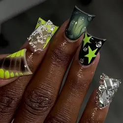 24pcs Cool Stars Duckbill y2k Nails Press On Nails Wearable Green French Tip False Nails Full Flash Diamond Decor Fake Nail Art