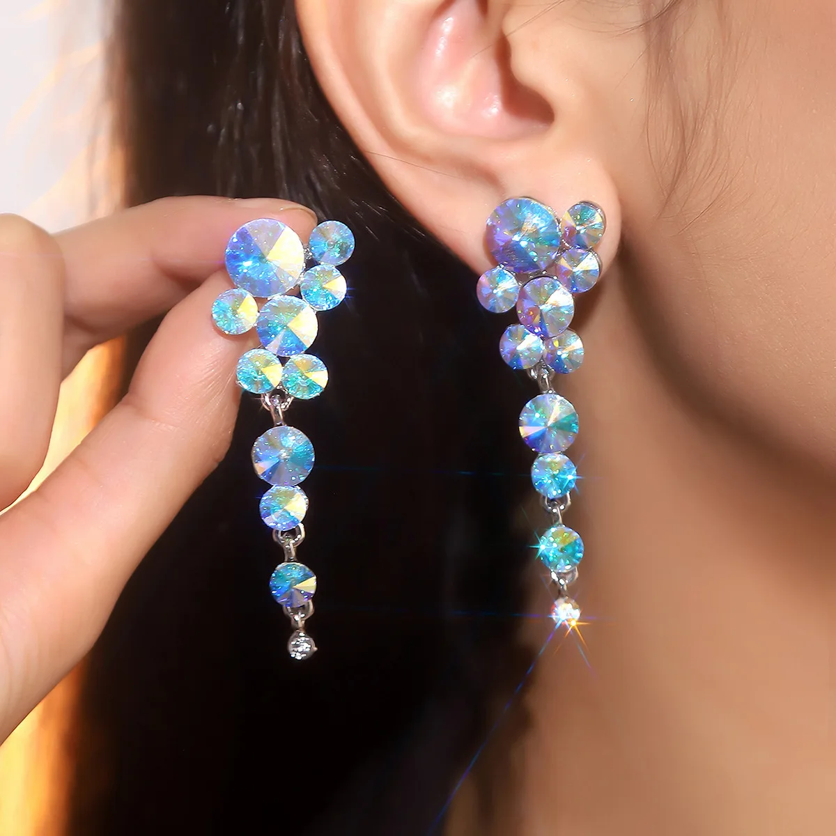 New super flash retro light luxury temperament round gorgeous elegant long fringed earrings earrings