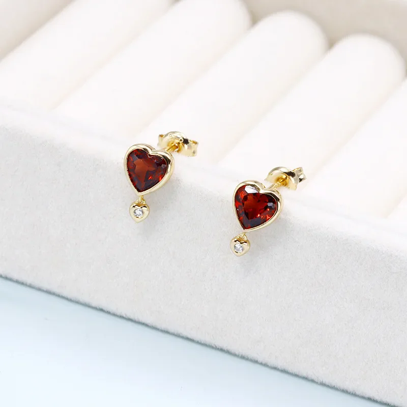 LAMOON Romantic Red Heart Shape Stud Earrings Natural Gemstone Garnet 925 Sterling Silver Gold Plated Earring Party Gift EI190