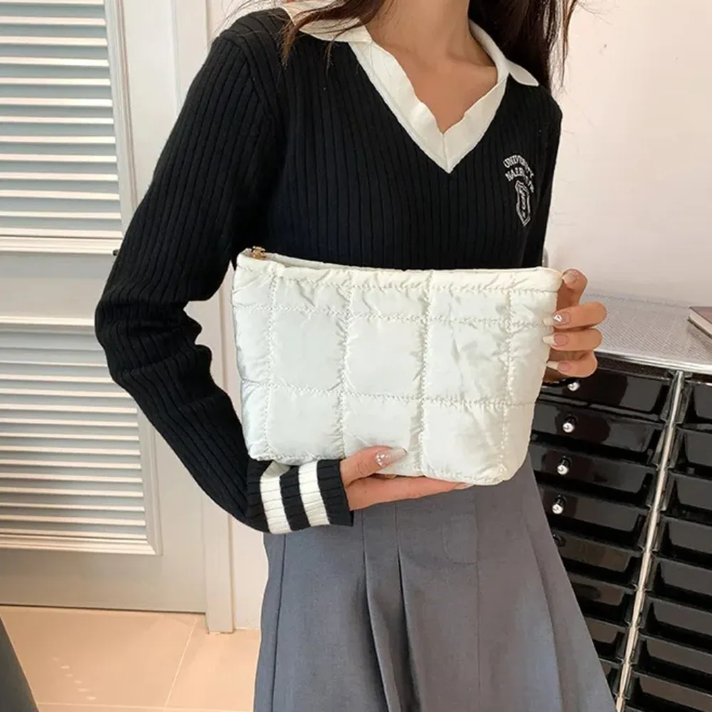 Cotton Filled Puffer Pouch PU Leather Storage Purse Puffer Padded Makeup Bag Solid Color Large Capacity Thick Plaid Clutch Bag