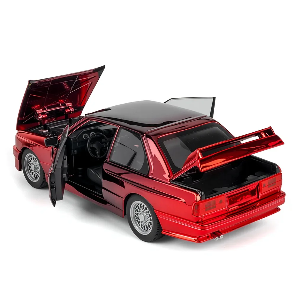 รถโมเดลโลหะผสม M3 E30 ขนาด 1:24 แบบจำลองสมจริง พร้อมเสียงและไฟ มีระบบดึงหลัง ของสะสม ของเล่นเด็ก ของขวัญ