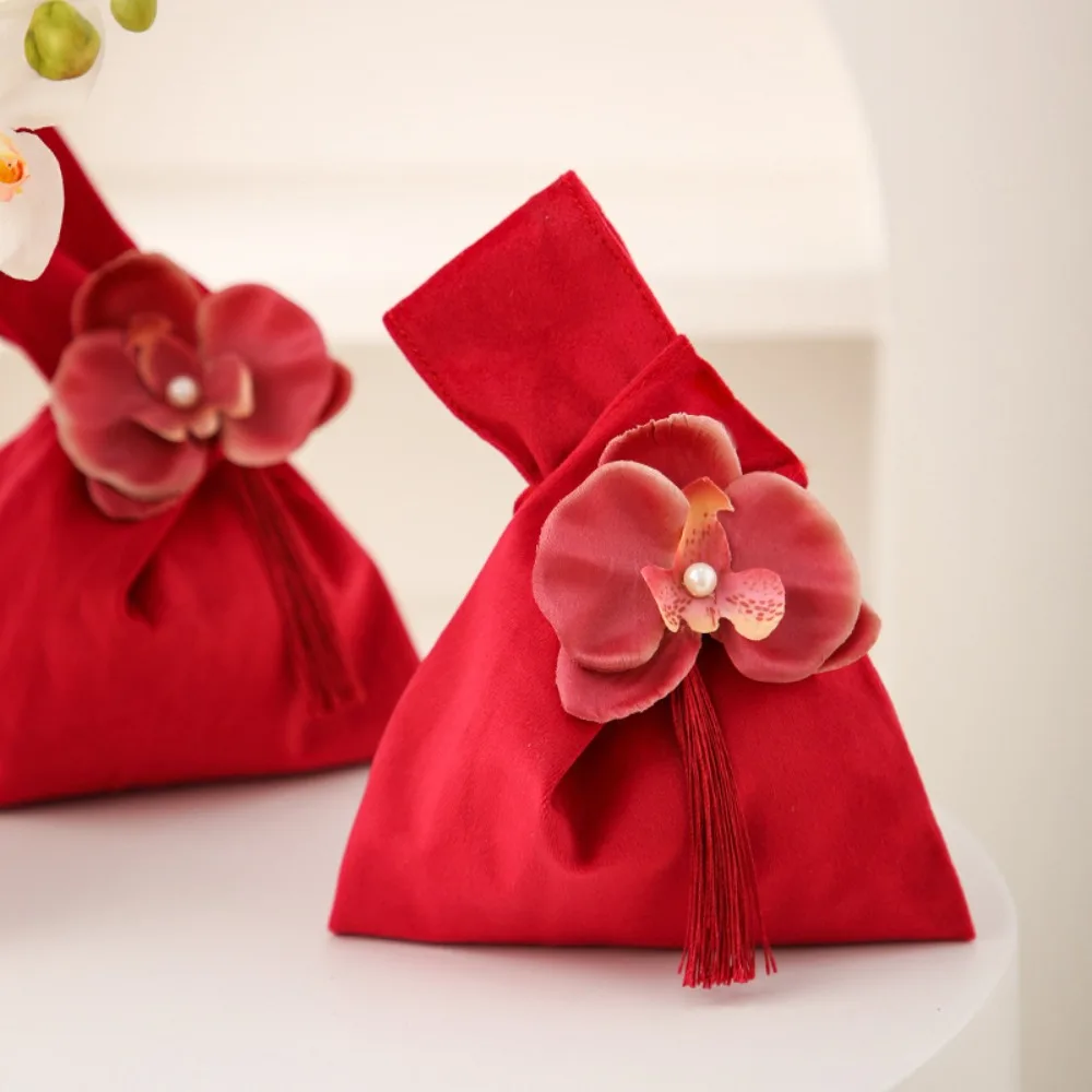 Velvet Flower Tassel Wrist Bag Orchid Make Up Pouch Chinese Style Handbag Jewelry Packing Storage Bag Festive Sugar Box Banquet