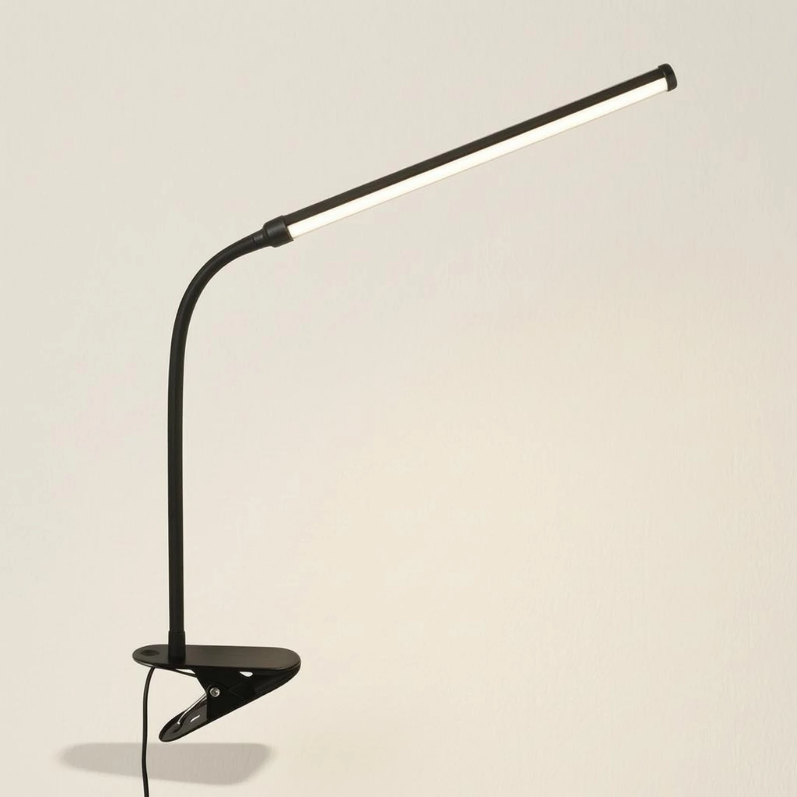 

Clamp-on Desk Lamp 3 Color Modes USB Powered Desk Lamp Household Item Dimmable