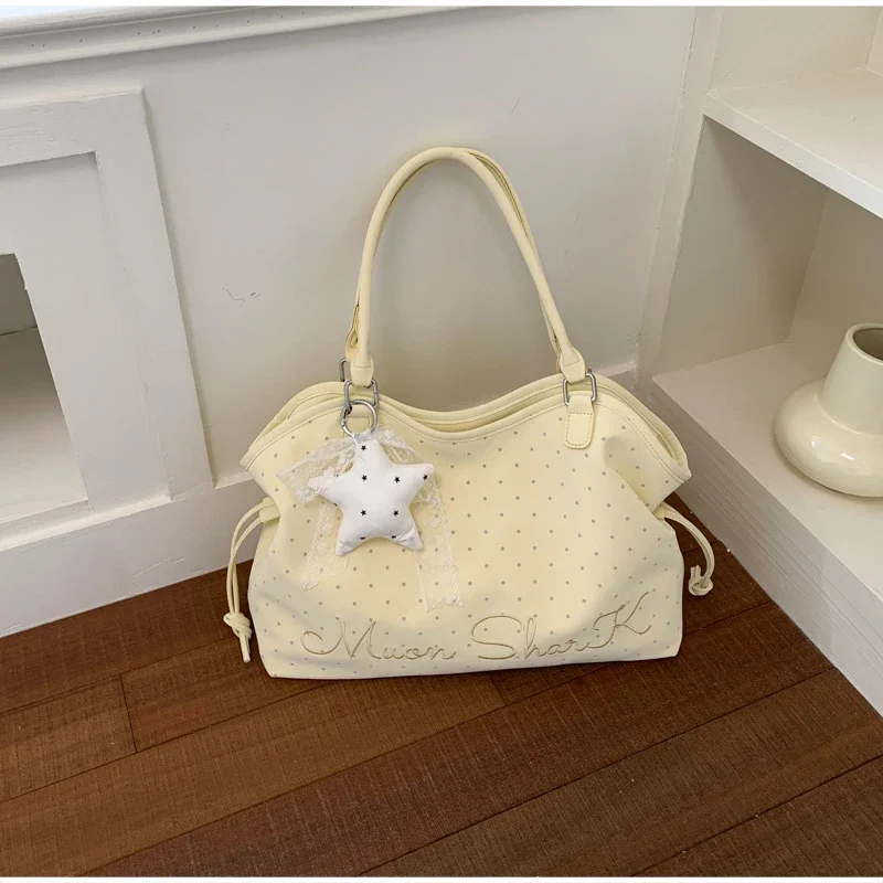 Koreanische große Canvas-Tragetasche mit Polka-Dot-Sternmuster, süße, edgy Schultertasche im Ballett-Schleifen-Stil, vielseitige Damen-Handtasche für den Arbeitsweg – Detail 23