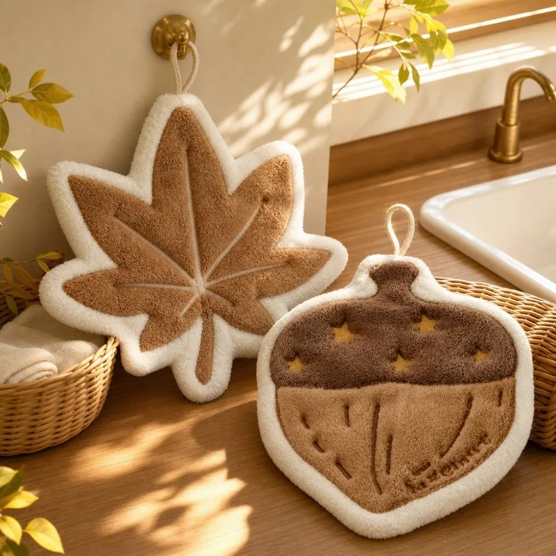 Maple Leaf Hazelnut 2pcs Hand Wipe Kitchen Coral Velvet Towel Non shedding, Thickened and Absorbent