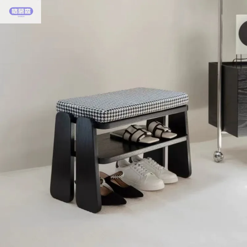 Taburete minimalista para zapatos de viento crema, banco ultraestrecho de madera maciza, taburete para zapatos, puerta de entrada para el hogar, taburete bajo italiano ligero lux