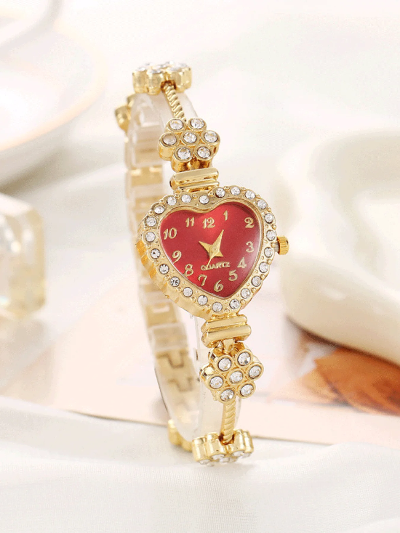 1-piece exquisite and versatile women's watch set, fashionable quartz watch, casual steel strip watch, women's watch