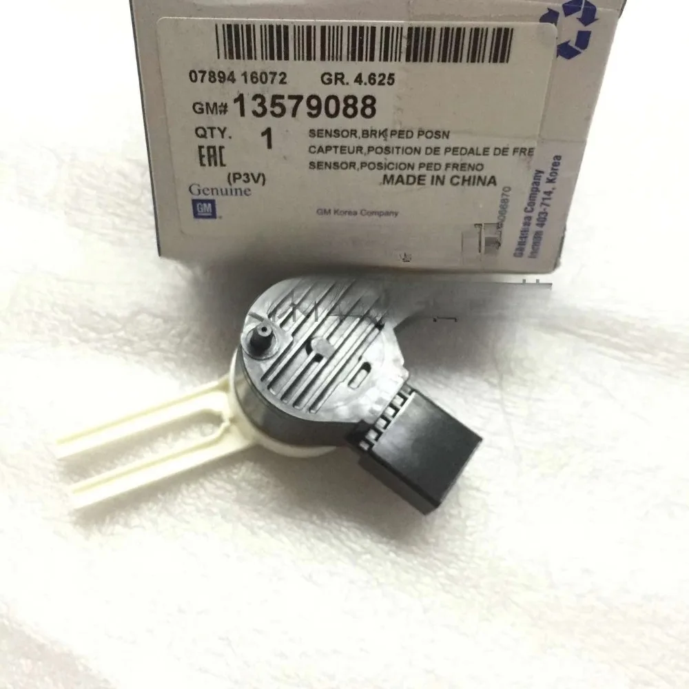 

Brake Light Switch Clutch Pedal Genuine for Opel Antara for Chevrolet Captiva 13579088