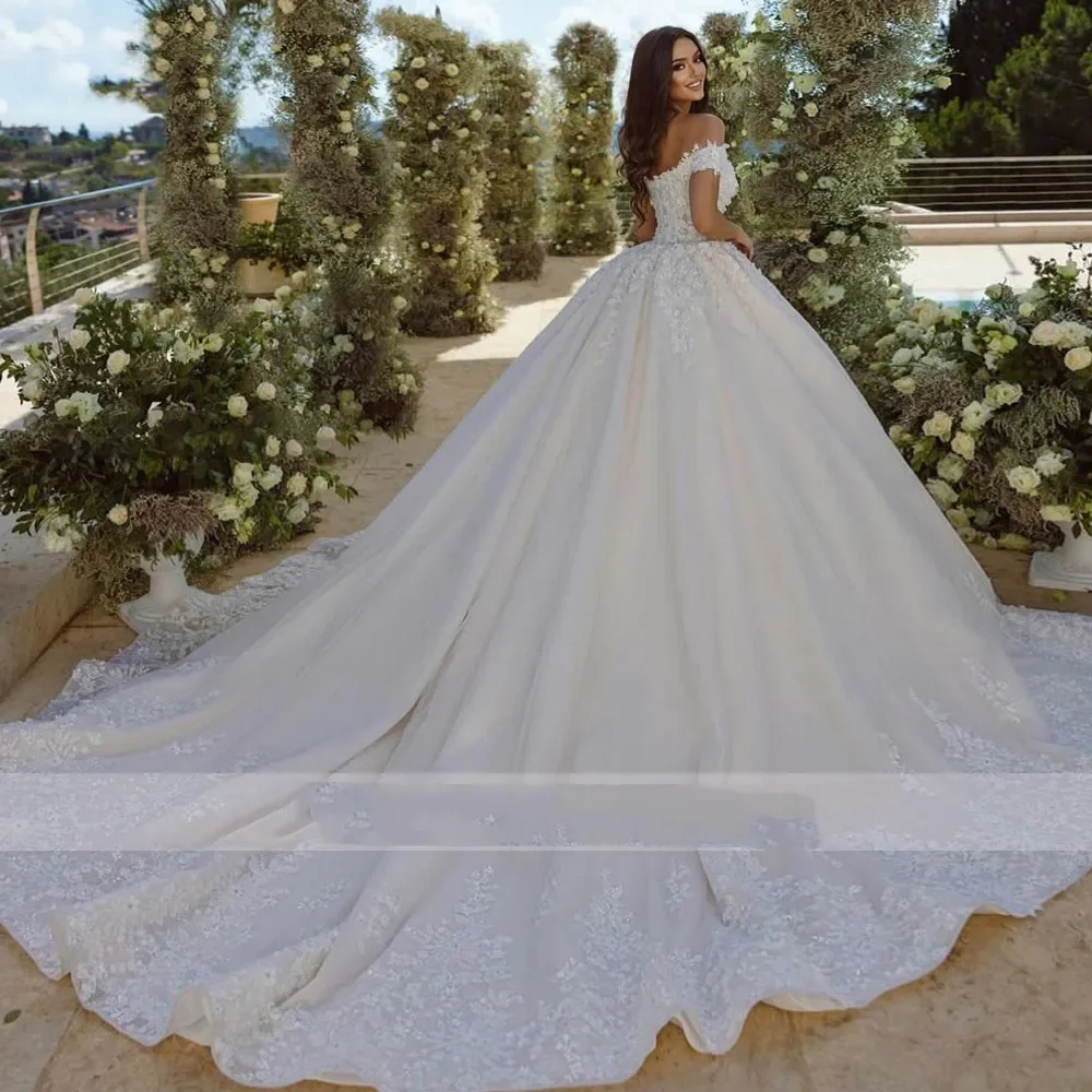 Vestido de novia elegante personalizado, corazón y hombros descubiertos con escote vestido De novia, apliques de encaje, vestido De novia con cuentas