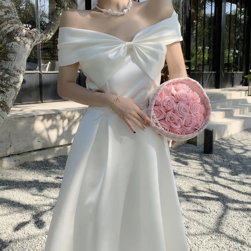 Französisch Satin schulter frei Geburtstag Abendkleid langes Kleid Abendkleid kann zu gewöhnlichen Zeiten Tube Top Bow Fairy Kleid getragen werden