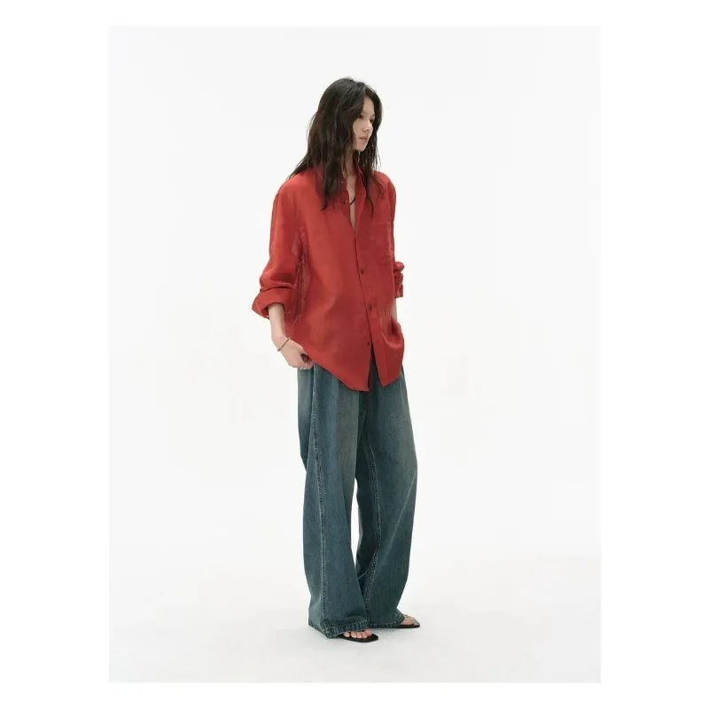 

Extremely Comfortable/Linen Texture Lapel Shirt for Men and Women A Trendy Red Long-sleeved Top for Spring and Summer Fashion