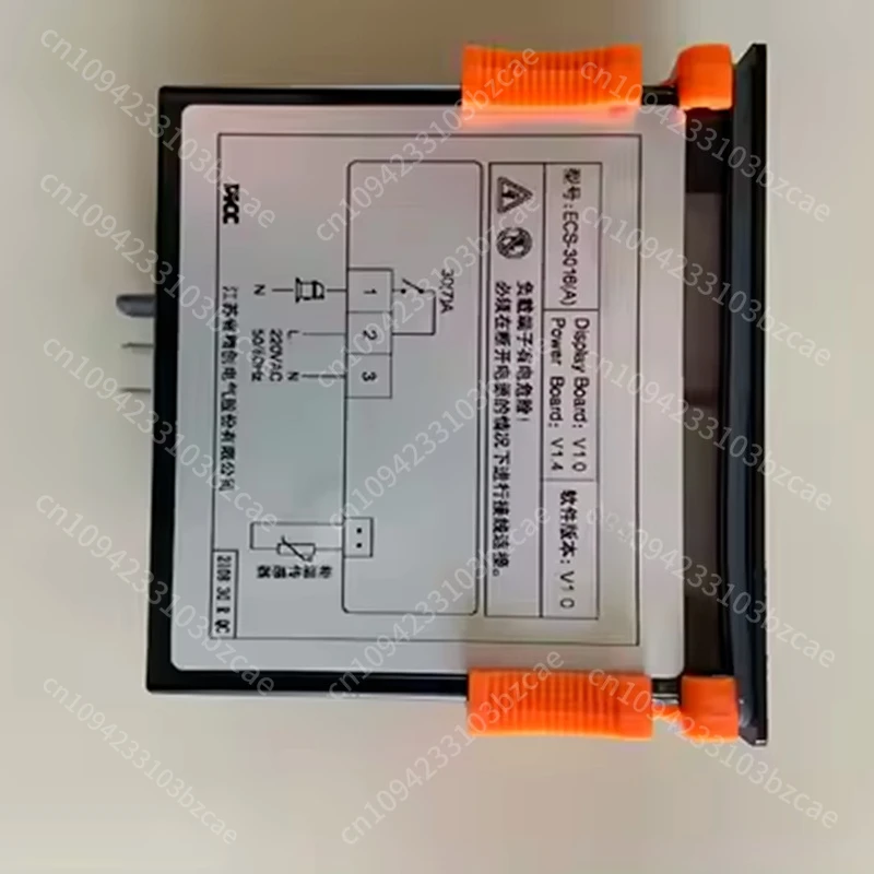 Рисунок 2 - Контроллер температуры ECS3016(A)