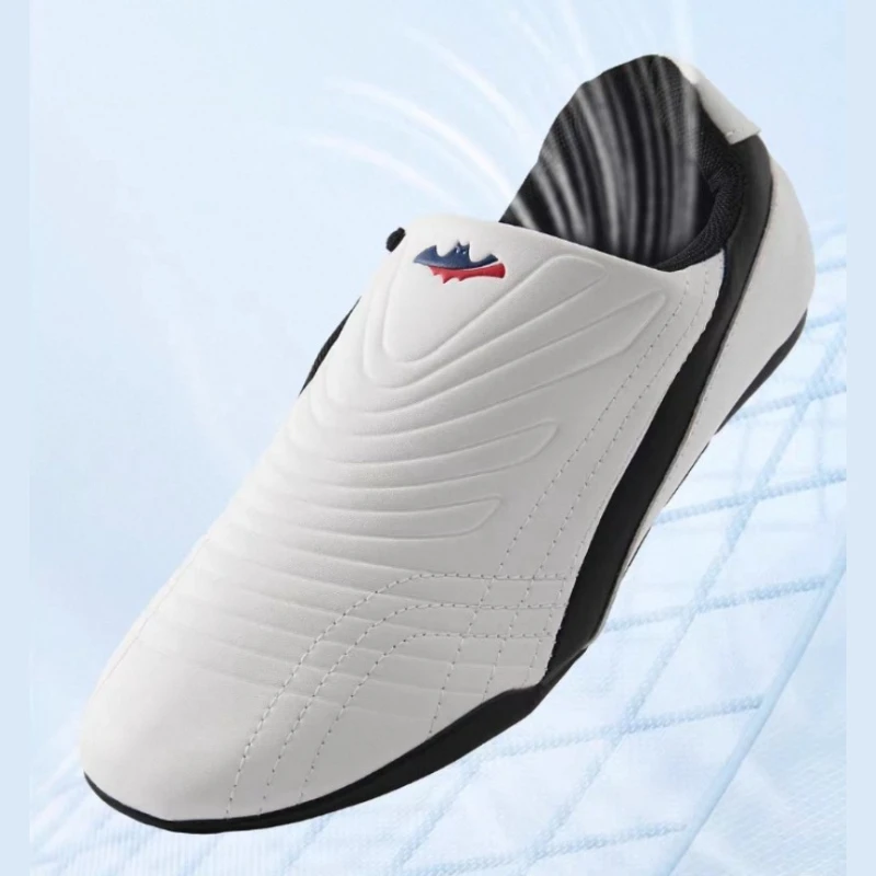 2026 New Luxury Martial Arts Shoes Men Comfortable Taekwondo Shoes For Mans Non-Slip Wushu Shoe Men Unisex Taiji Shoes for Men