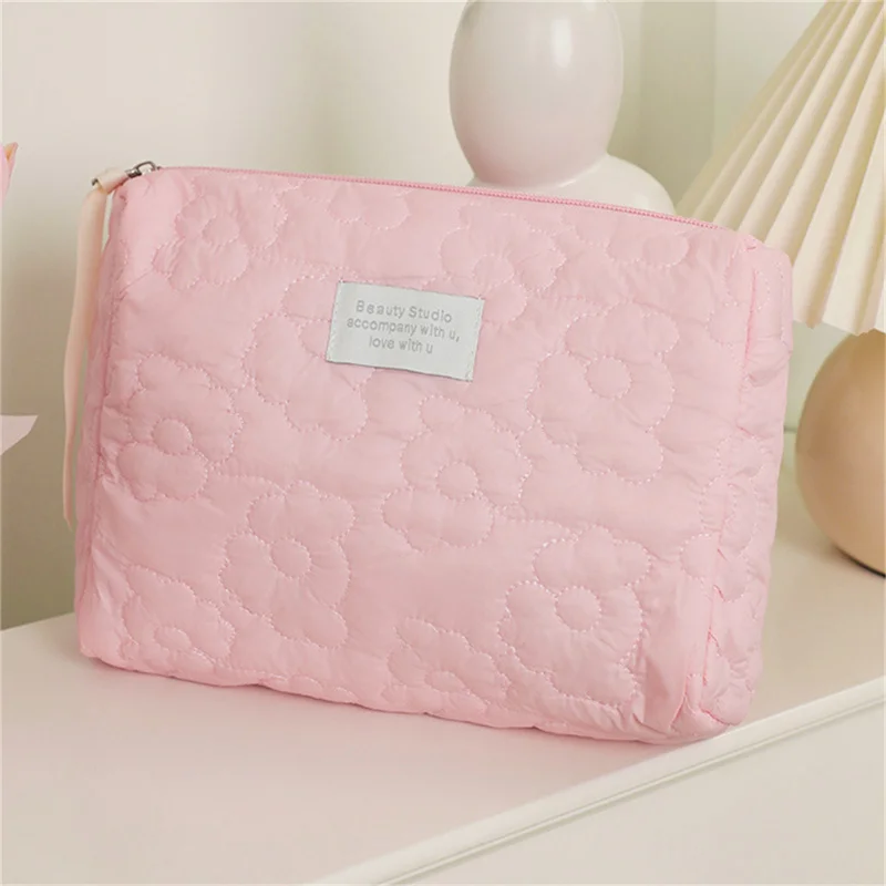 Fashion Candy Color Large Capacity Soft Travel Makeup Bag Women Quilted Flower Storage Bag Portable Toilet Bag Handheld Bag