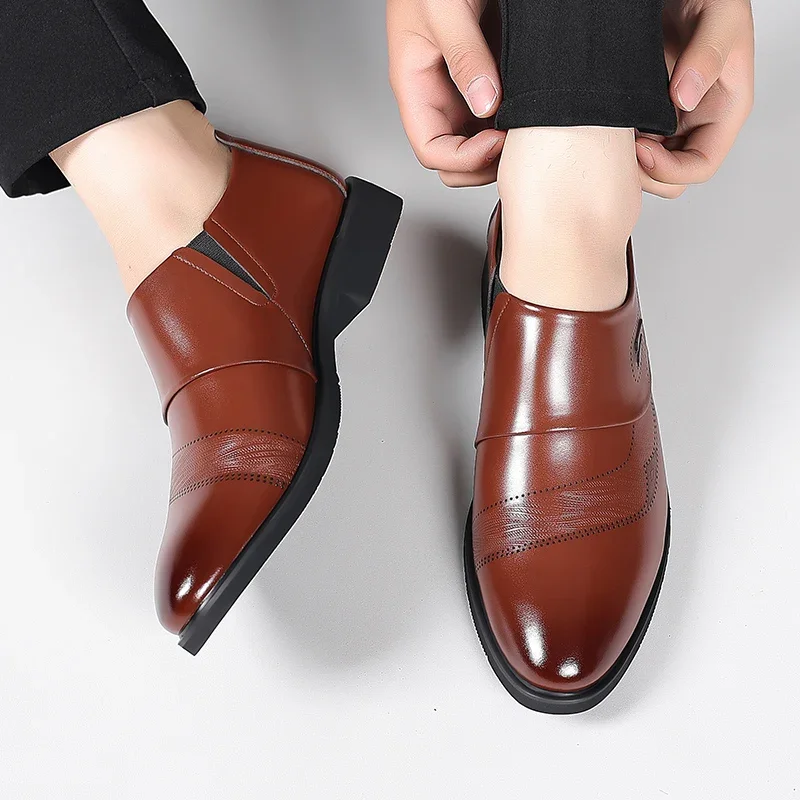 

New large size loafers Men's leather shoes Fashion Low-heeled thick-soled men's shoes Casual sports mens workwear shoes sneakers