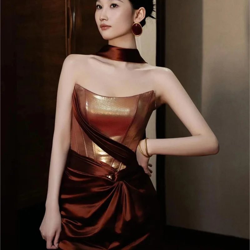 The new style of breast wipe gift design light luxury small toast dress