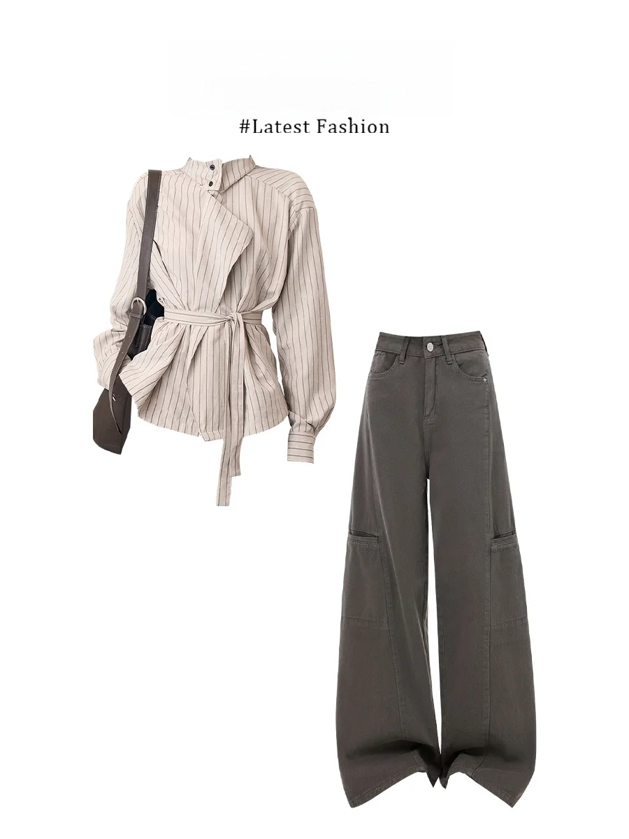 

Костюм-двойка Parkyeon: Рубашка в полоску для ранней осени и брюки с широкими штанинами и высокой талией. Женский модный дышащий комплект средней плотности.