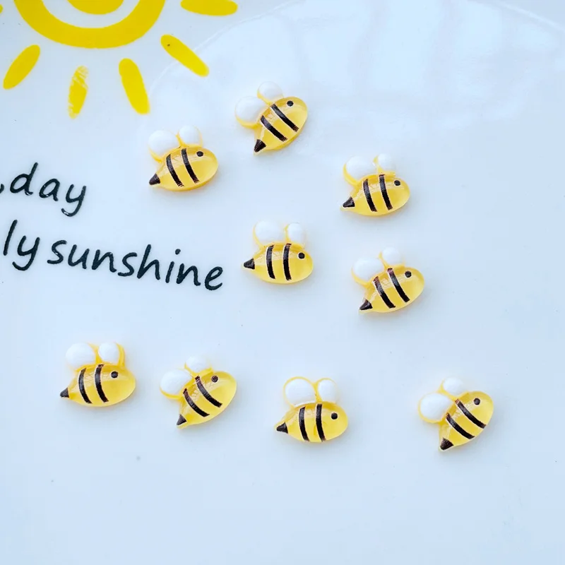 50/100 Pcs New Mini Kawaii Cartoon Lovely Honeybee Resin Cabochons Scrapbook Diy Jewelry Craft Decoration Accessorie J64