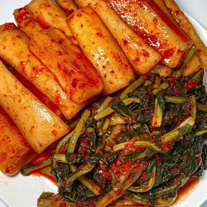لذيذ Jeola-Style Chorongmu Altari Young Men's Kimchi