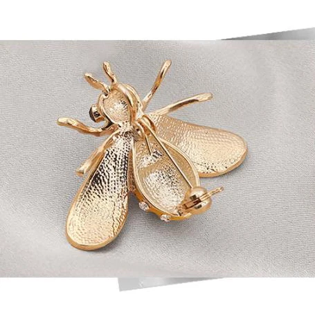 Zircon diamond studded pearl brooch cartoon cute bee brooch alloy drip oil women's pin accessories wholesale